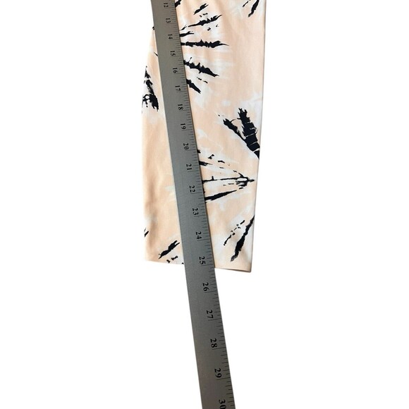 Nike One Luxe Resort Womens Sz Med Mid-Rise 7/8 Leggings Pearl White - Picture 7 of 9